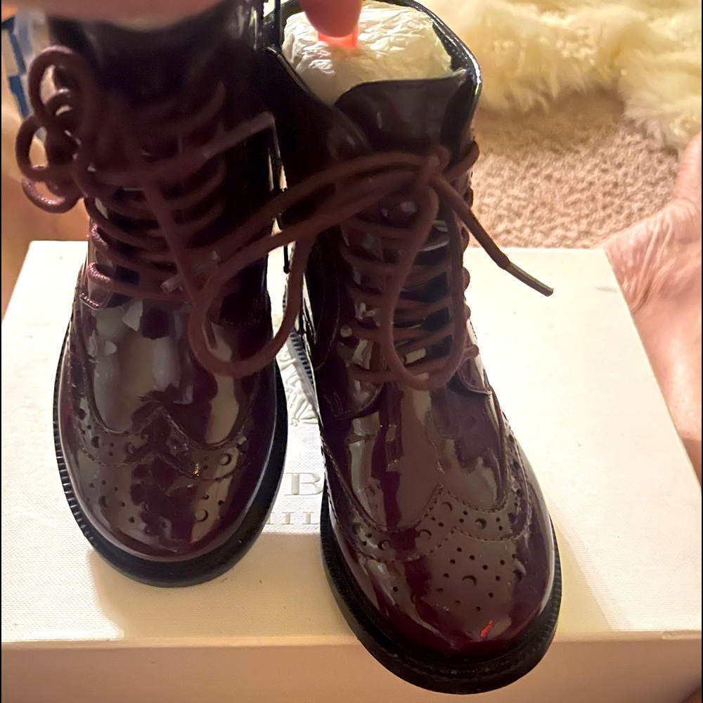 Burberry toddler boots
